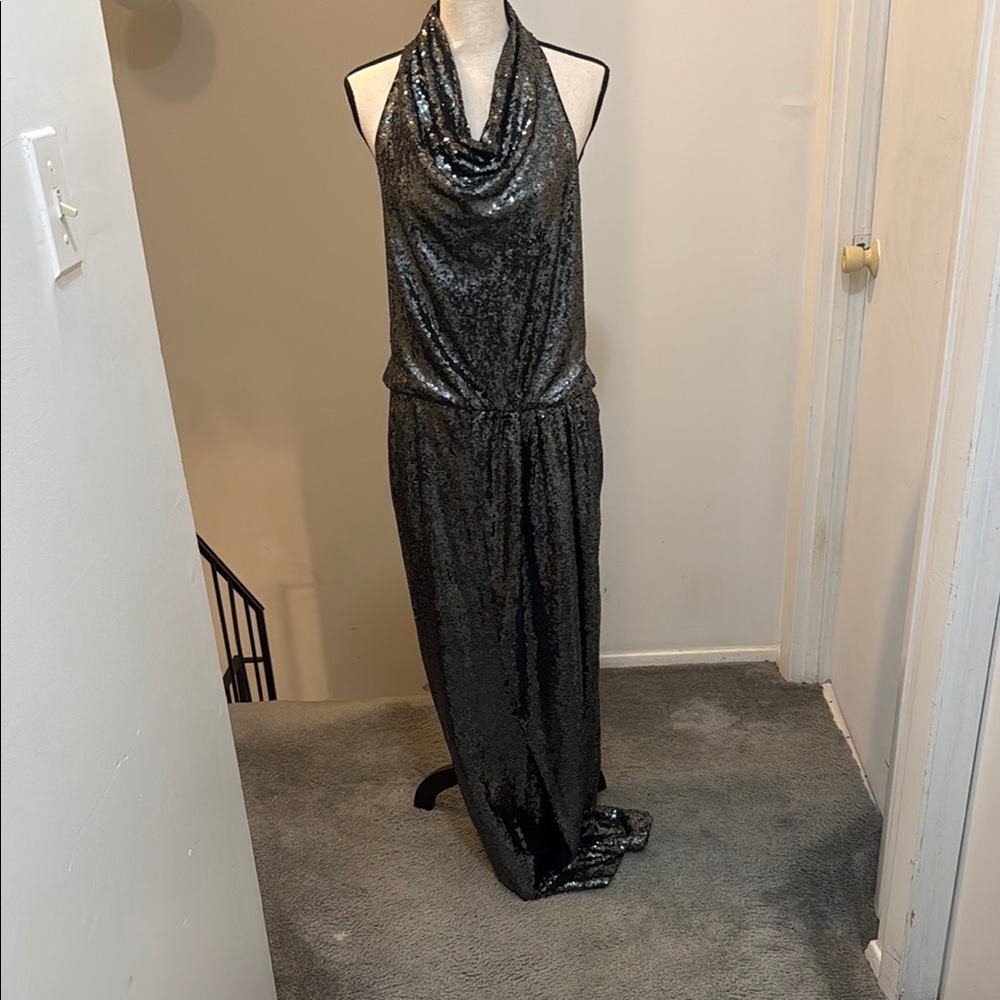 Elegant Black Sequin Backless Dress